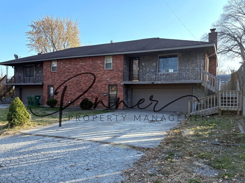 INDEPENDENCE House: 1713 E T C LEA RD