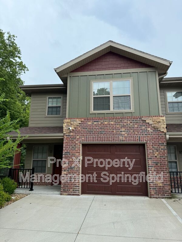 Springfield Townhome: 1306 S. Lexington Ave