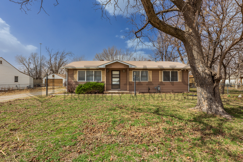 Wichita House: 605 South Kessler Street