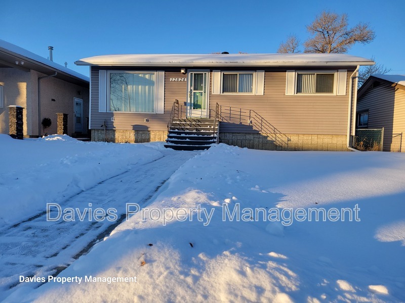 Edmonton House: 12824 103 Street NW