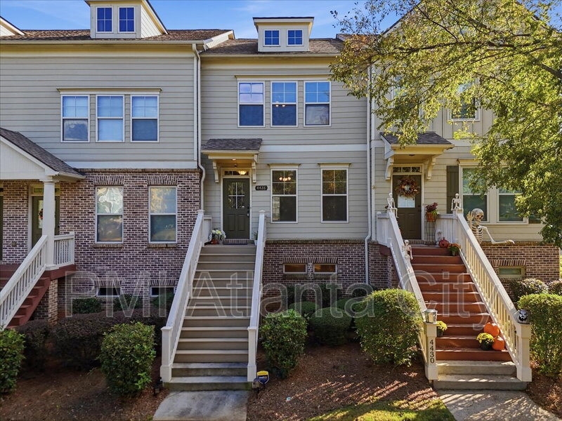 3 Bedroom Townhome – 4428 Grove Field Park NW, Suwanee, GA