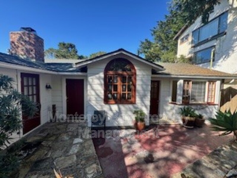 Carmel House: 24750 Lower Trail