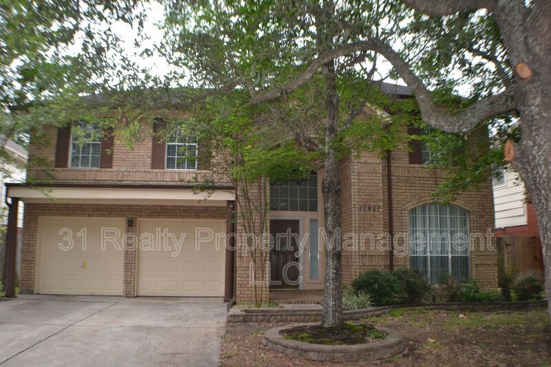 Houston House: 12827 Fox Arrow Lane