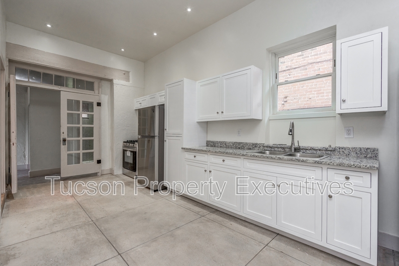 Tucson Condo: 41-1 E McCormick St