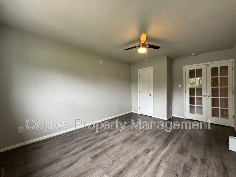 Welcome to this beautiful Single Family Home!  - Photo 9