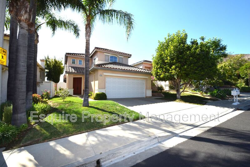 THOUSAND OAKS House: 2881 SILK OAK AVE