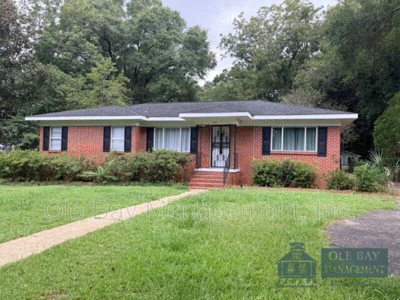 Mobile House: 158 General Bullard Avenue