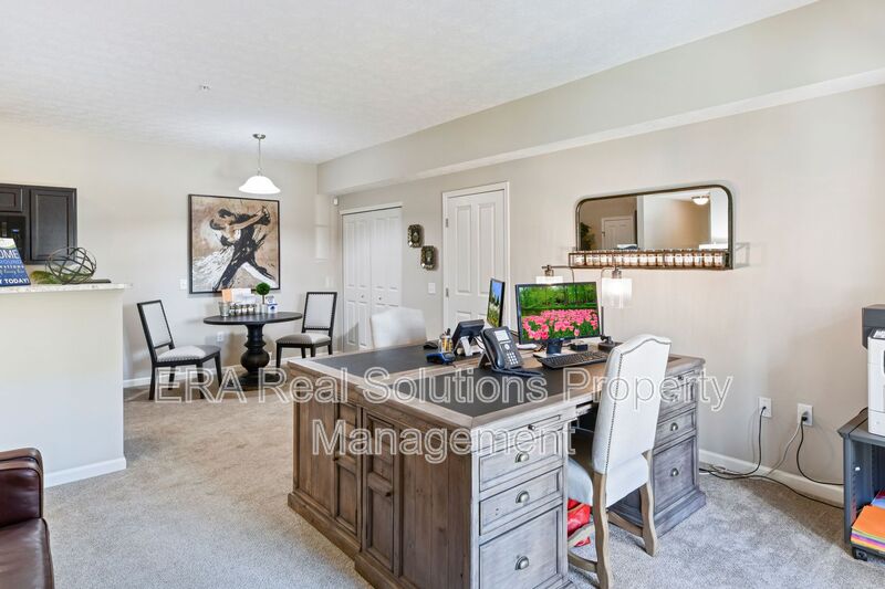 Columbus Condo: 1605-108 Gilmore Park Ave