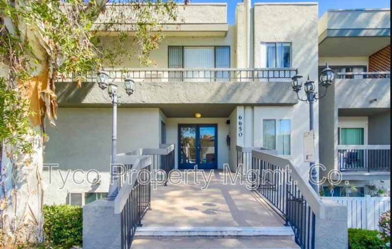 San Diego House: 6650 Amherst Street