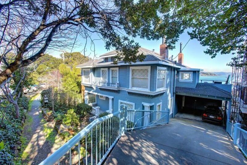 SAUSALITO House: 34-36 BULKLEY AVE