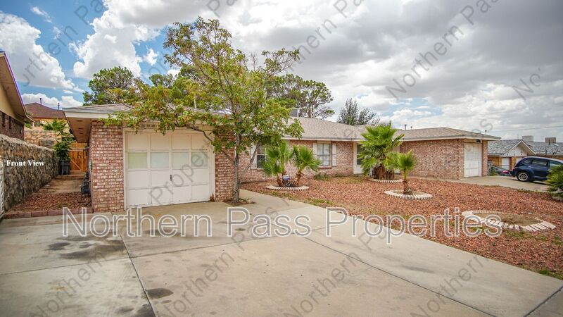 El Paso Condo: 11608 James Watt