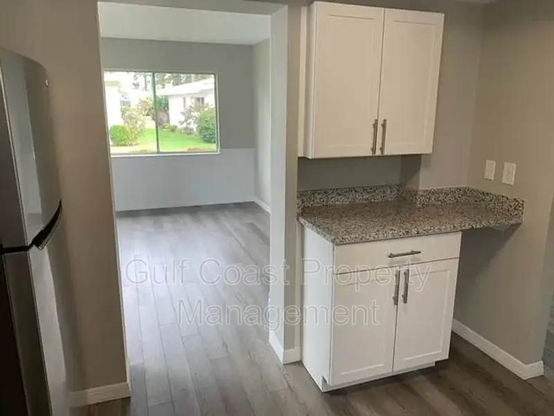 1823 Vera Pl #12 Sarasota FL 34235 - Photo 5