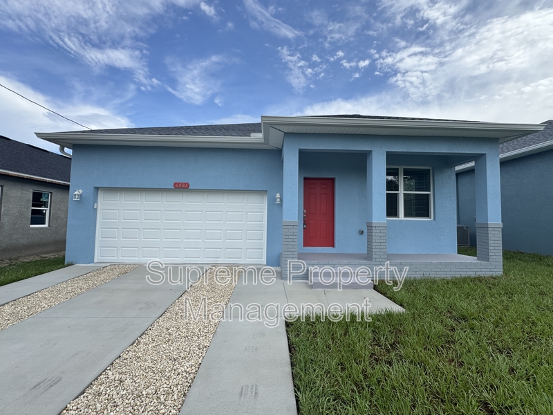 New Port Richey House: 6081 Vermont Avenue