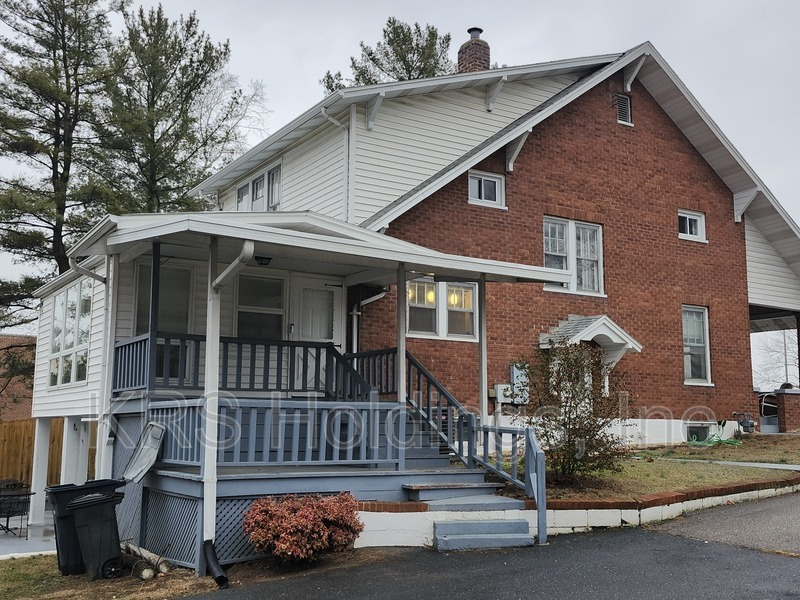 Harrisonburg House: 21 Port Republic Rd
