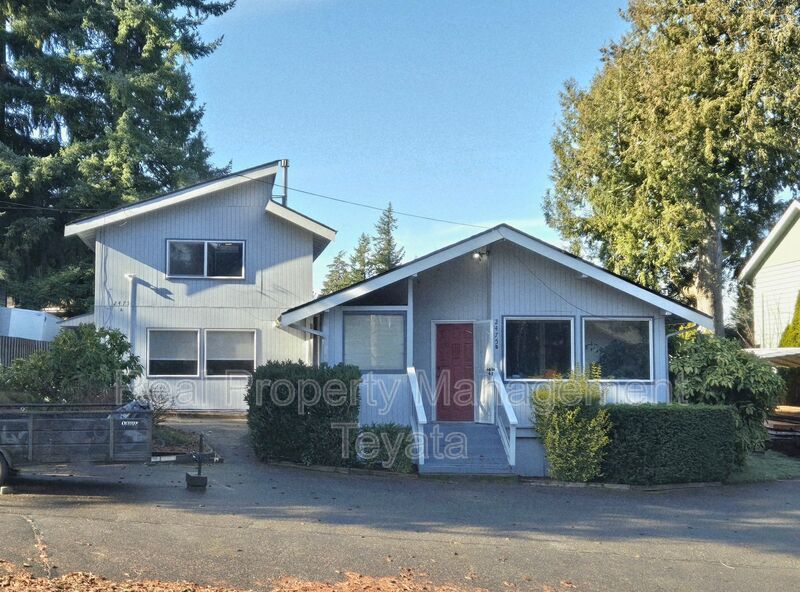 Bellingham Condo: 2475 Yew Street Rd