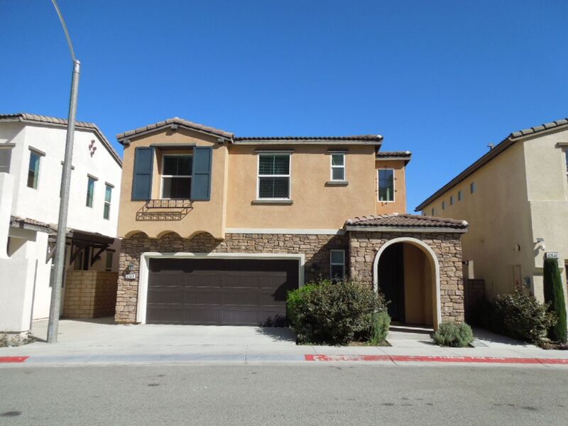 Temecula House: 42640 Indigo Place
