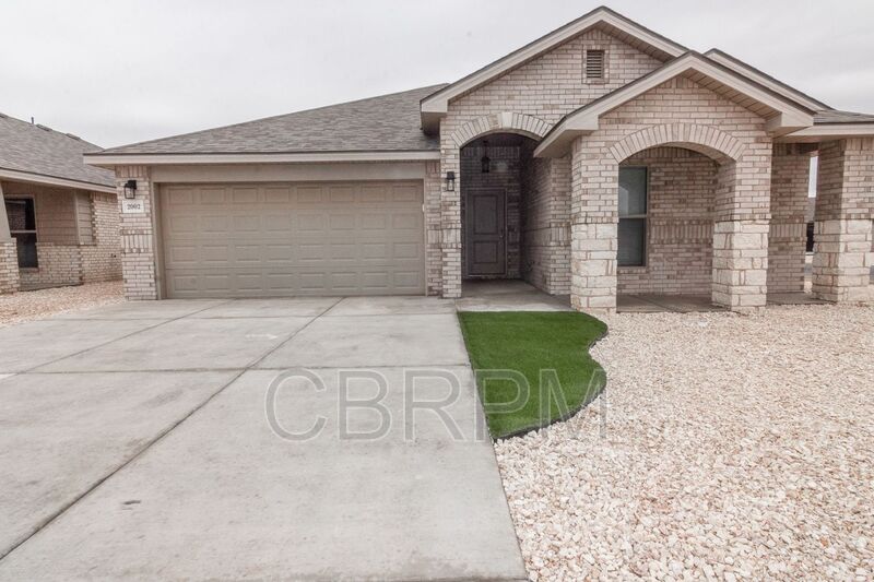 Lubbock House: 2002 Kenwood Ave.