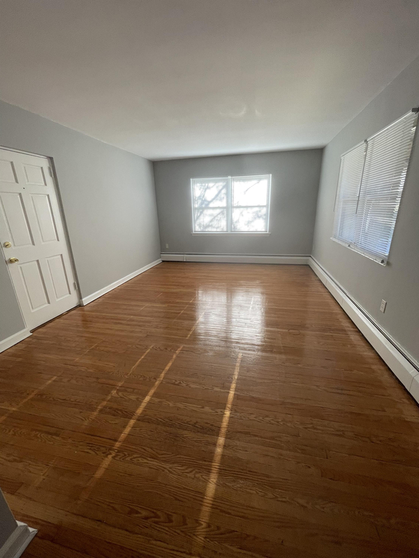 Drexel Hill Condo: 2909 Garrett Road - 3