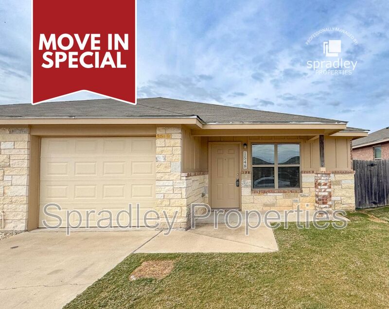 Belton Townhome: 1548 Vani Ct