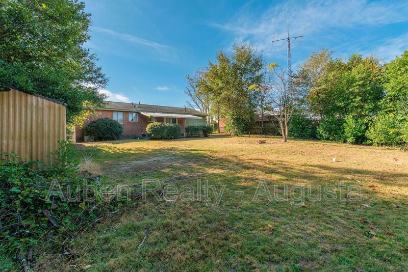 Request a Viewing for 3027 Jeanne Road Tenant Turner