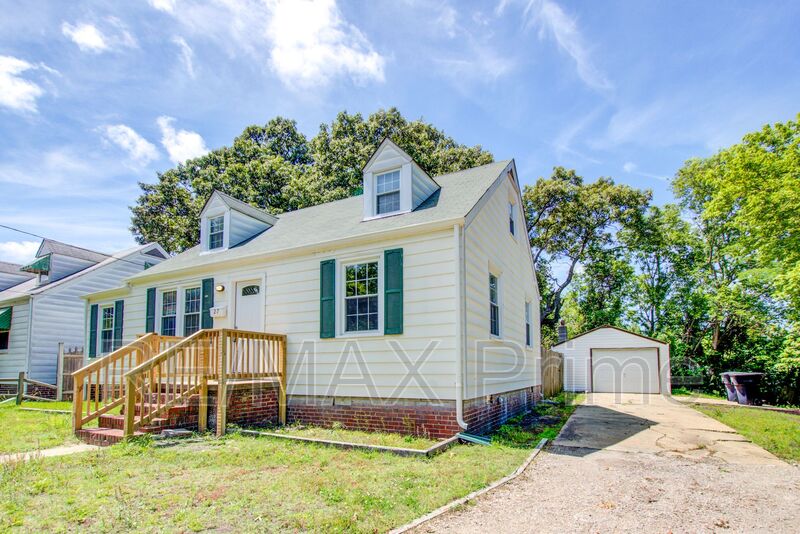 Portsmouth House: 27 Ansell Avenue