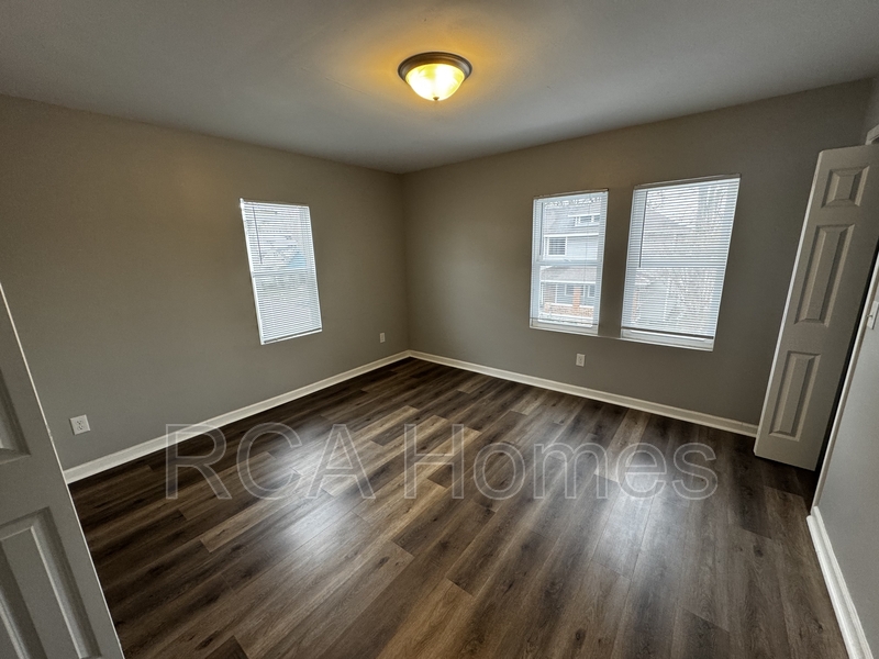 Indianapolis House: 3747 East Market Street