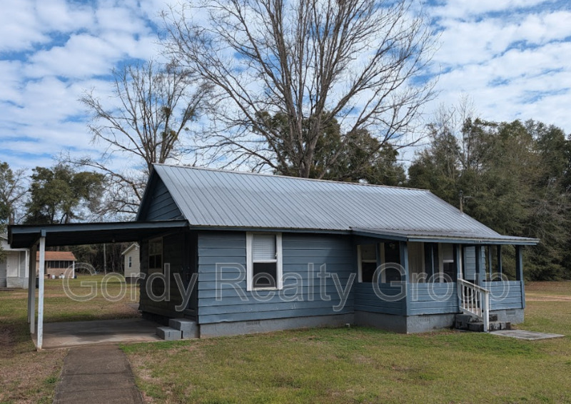 Marianna House: 5168B Abel Lane