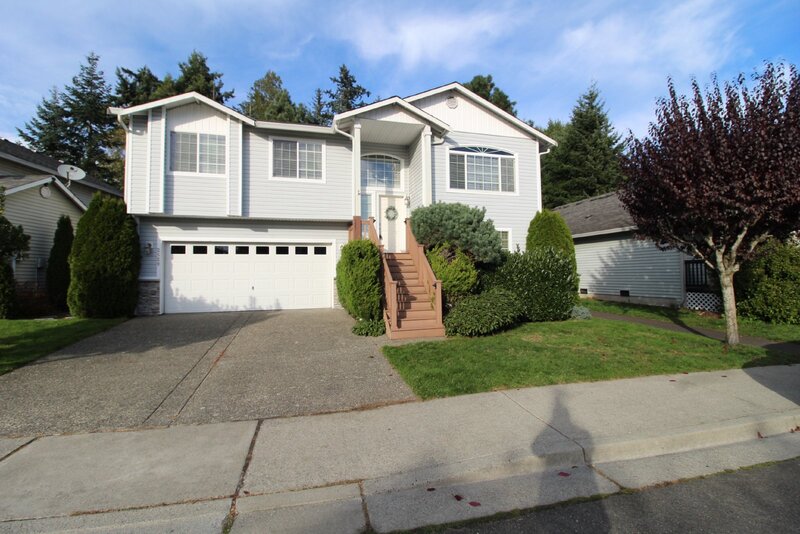 Everett House: 2529 97th Place SE