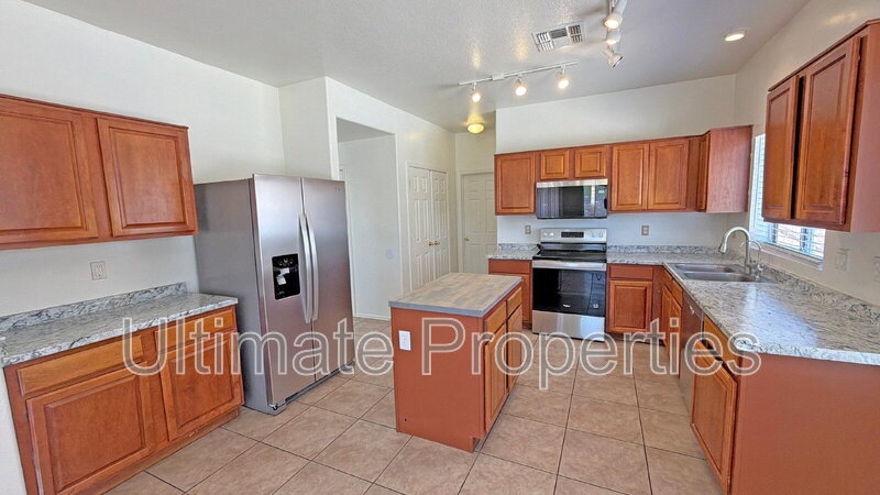 Phoenix House: 6431 W Whyman Ave