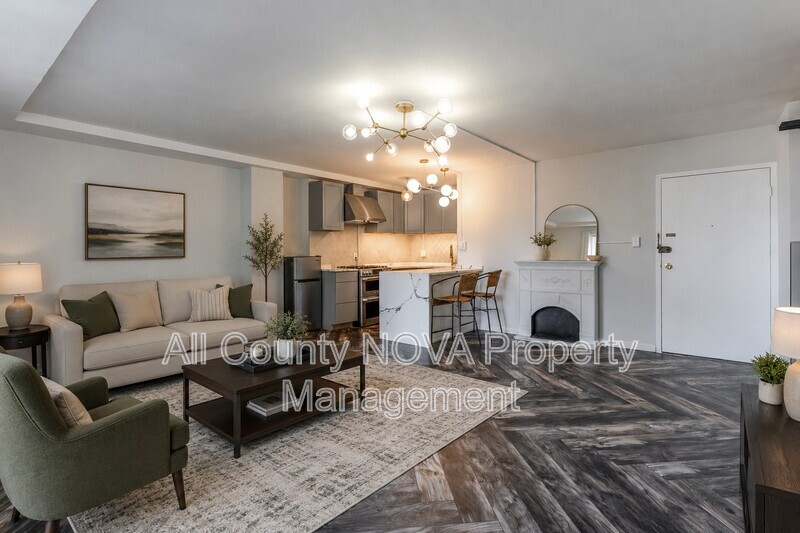 Washington Condo: 922 24th St NW