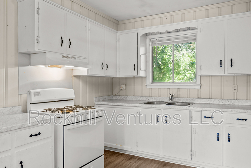 Savannah Condo: 6 Ronnie Ave