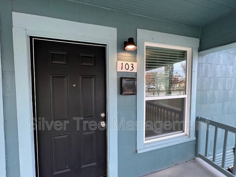 Fort Worth Condo: 3217 Northwest 29th Street