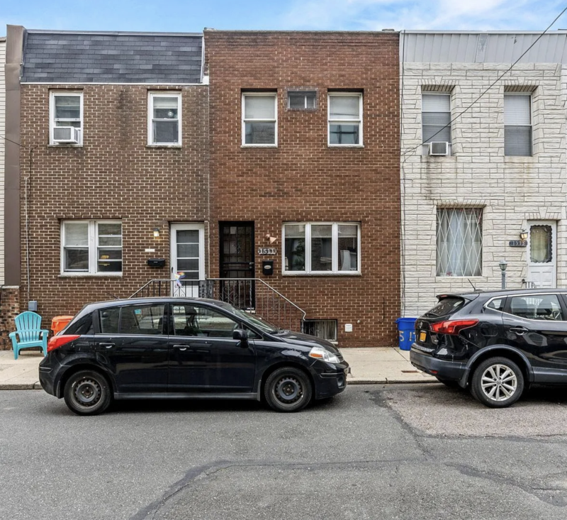 Philadelphia House: 1511 South Hollywood Street