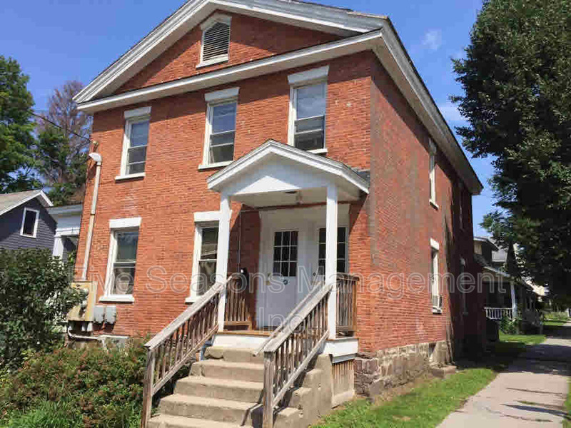 Burlington Condo: 70-74 Adams St - 72