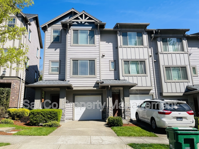 Sherwood House: 13558 Southwest Beach Plum Terrace