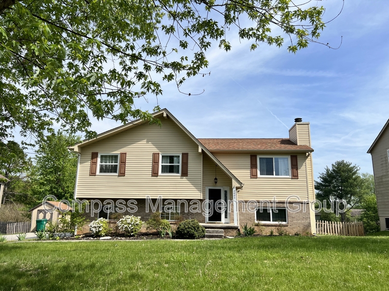 Knoxville House: 2405 Bishops Bridge Road