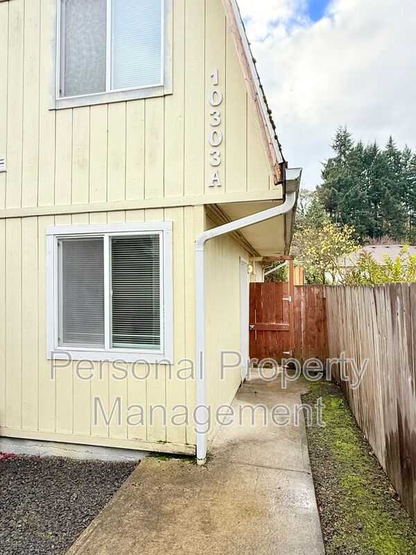 Vancouver House: 10303 NE 23rd St