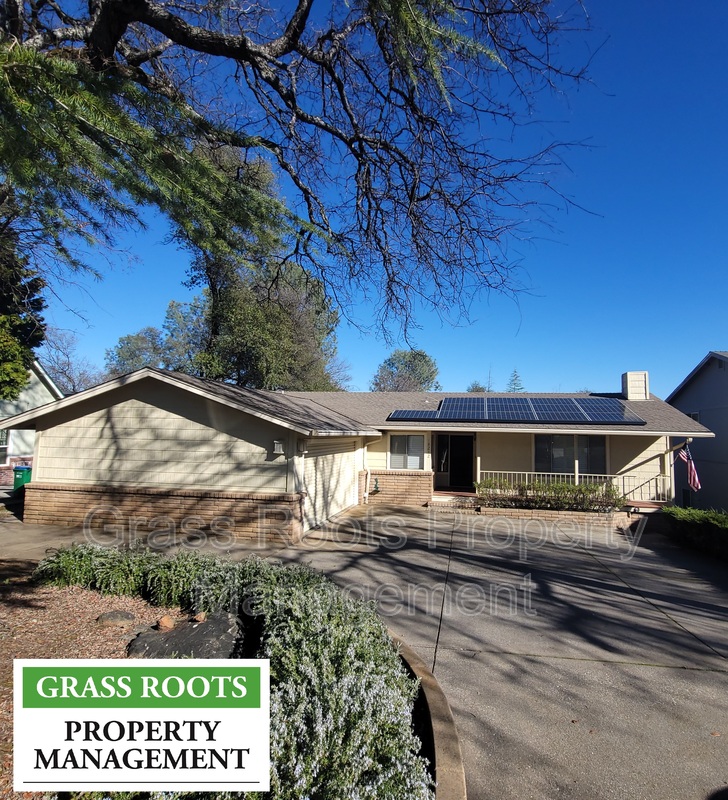 Penn Valley House: 18212 Hummingbird Drive