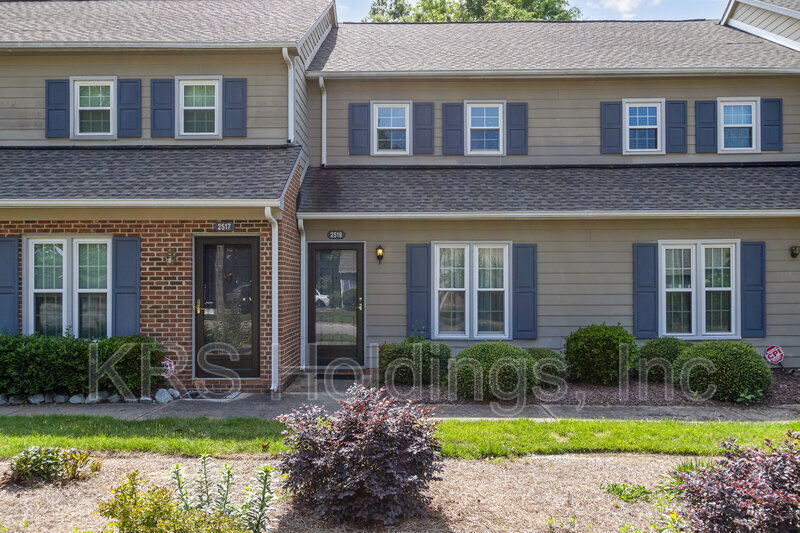Durham Townhome: 2519 Hitchcock Drive