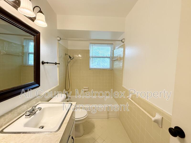 Main Rental Photo 8