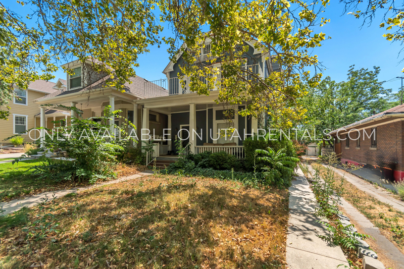 Salt Lake City Condo: 1040 E 200 S