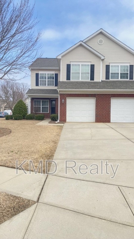 Pineville Townhome: 10350 Stineway Court