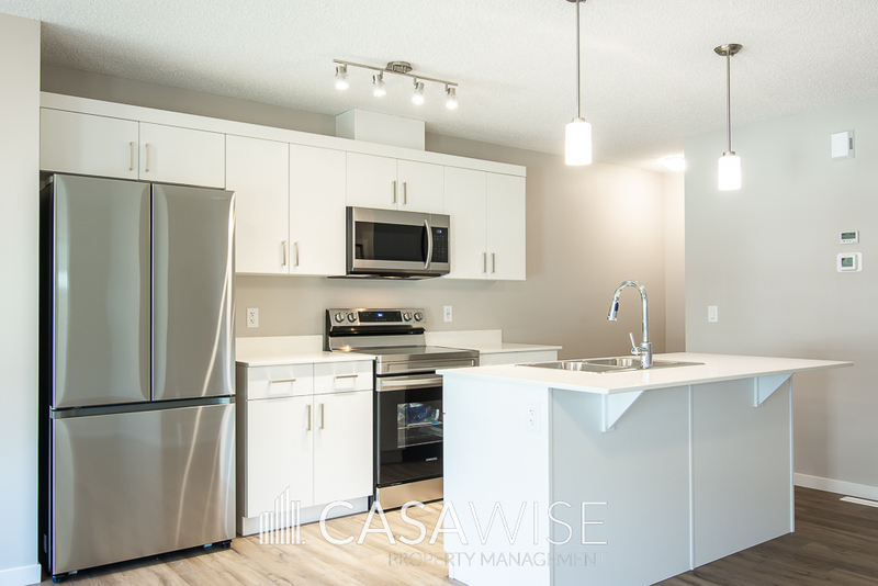 Edmonton House: 17223 9A Avenue Southwest
