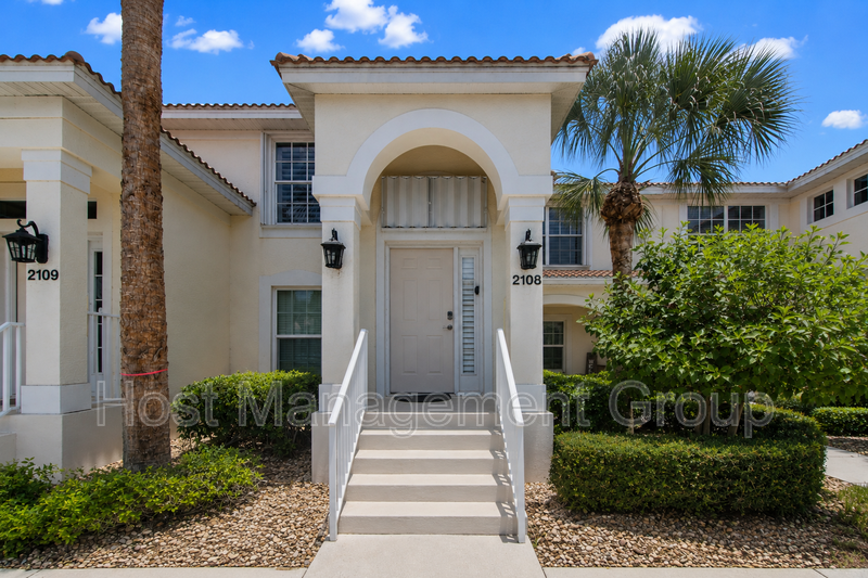 Fort Myers Condo: 10115 Colonial County Club Blvd