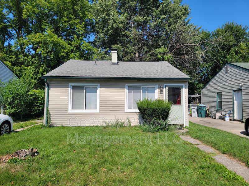Hazel Park House: 1449 East Harry
