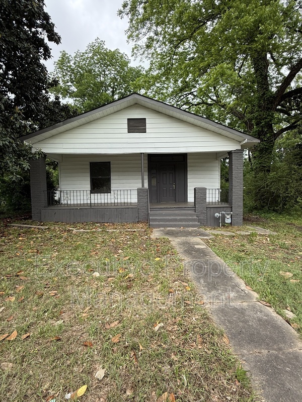 Birmingham House: 528 Oregon Street