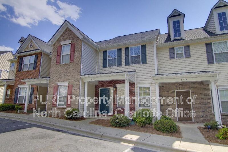 Charlotte Townhome: 8737 Wandering Creek Way