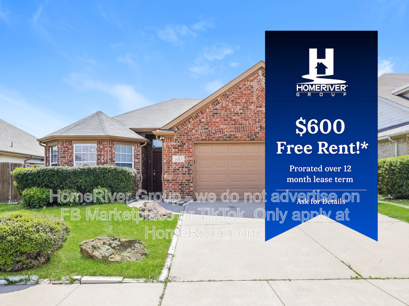 Fort Worth House: 2017 Matador Ranch Rd