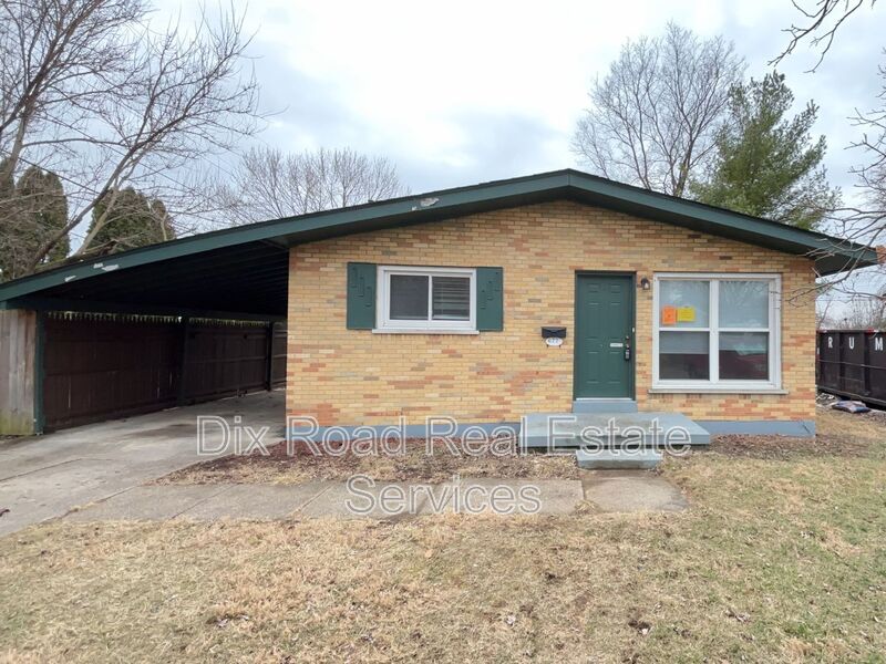 Hamilton House: 677 Mark Avenue