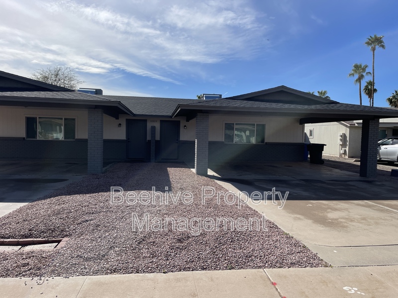 Mesa Condo: 4809 E Camino Cir